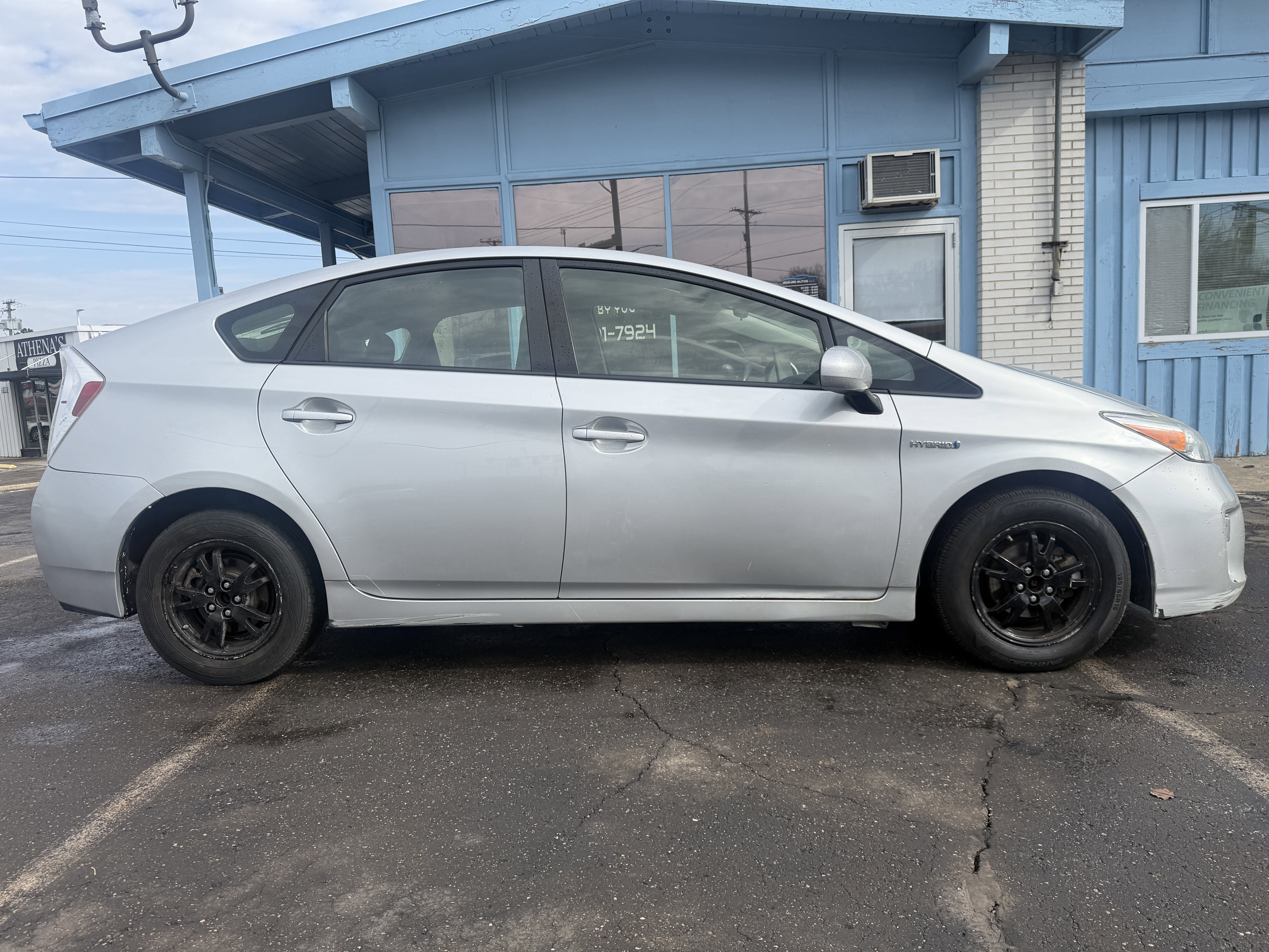 Used 2014 Toyota Prius Two FWD image 6