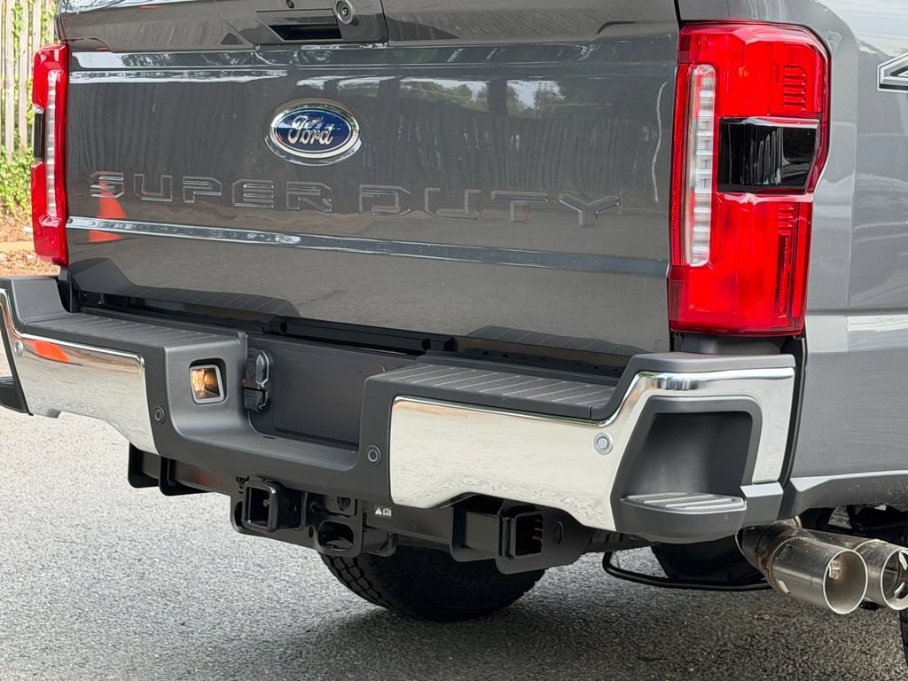 New 2026 Ford F350 Lariat AWD/4WD image 6
