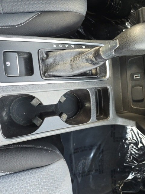 Used 2017 Ford Escape SE image 16