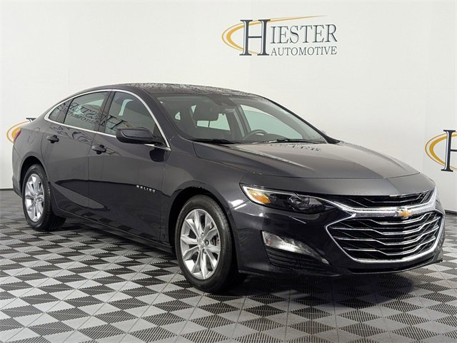 Used 2023 Chevrolet Malibu LT image 2