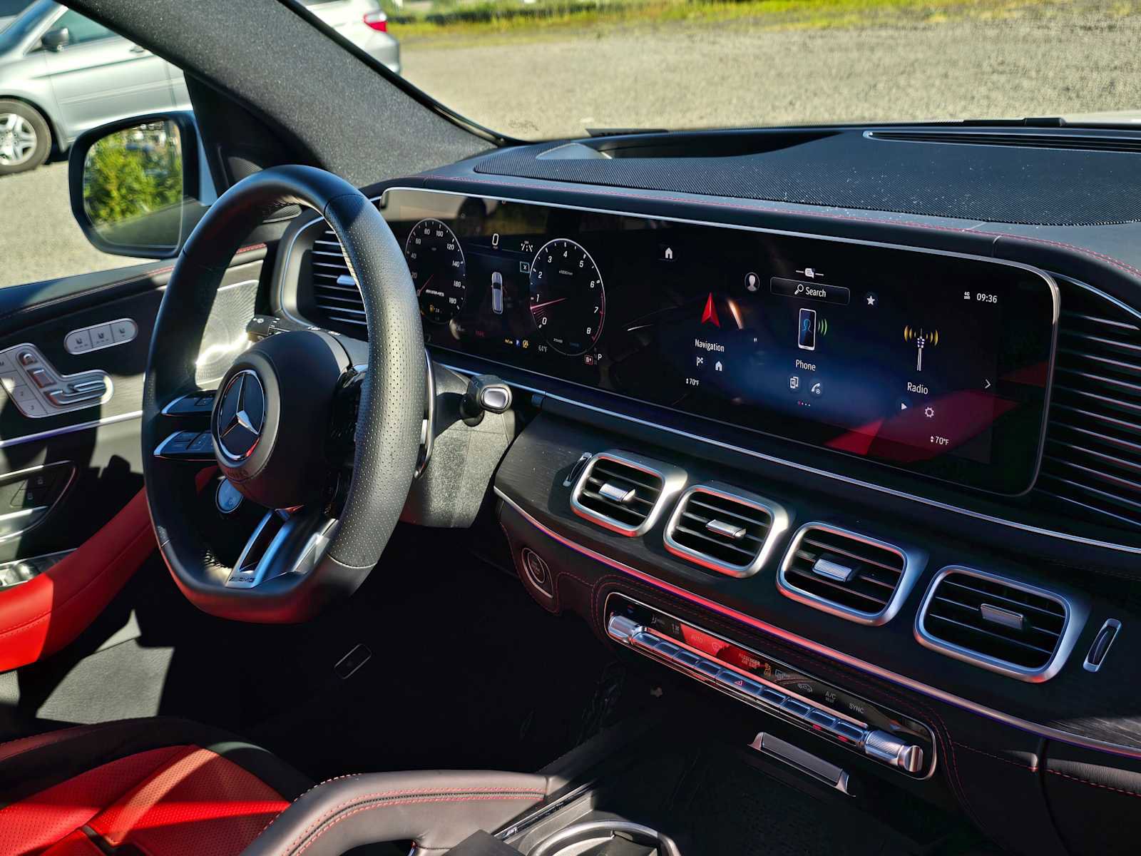 Used 2025 Mercedes-Benz GLE 53 AMG 4MATIC image 10