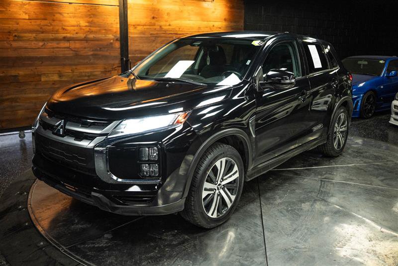 Used 2021 Mitsubishi Outlander Sport LE image 2