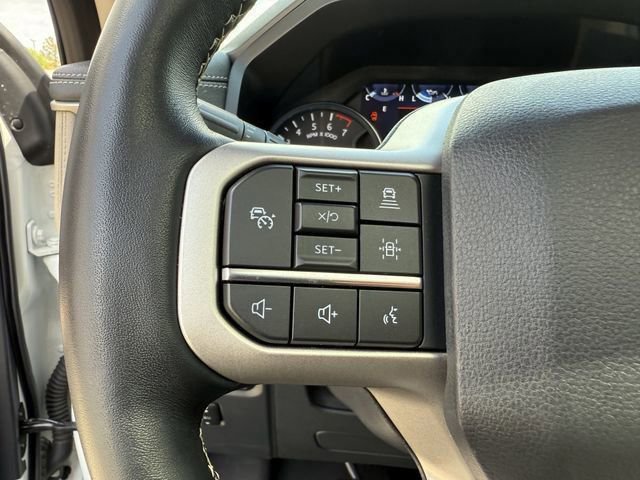 Used 2022 Ford Expedition Limited image 19