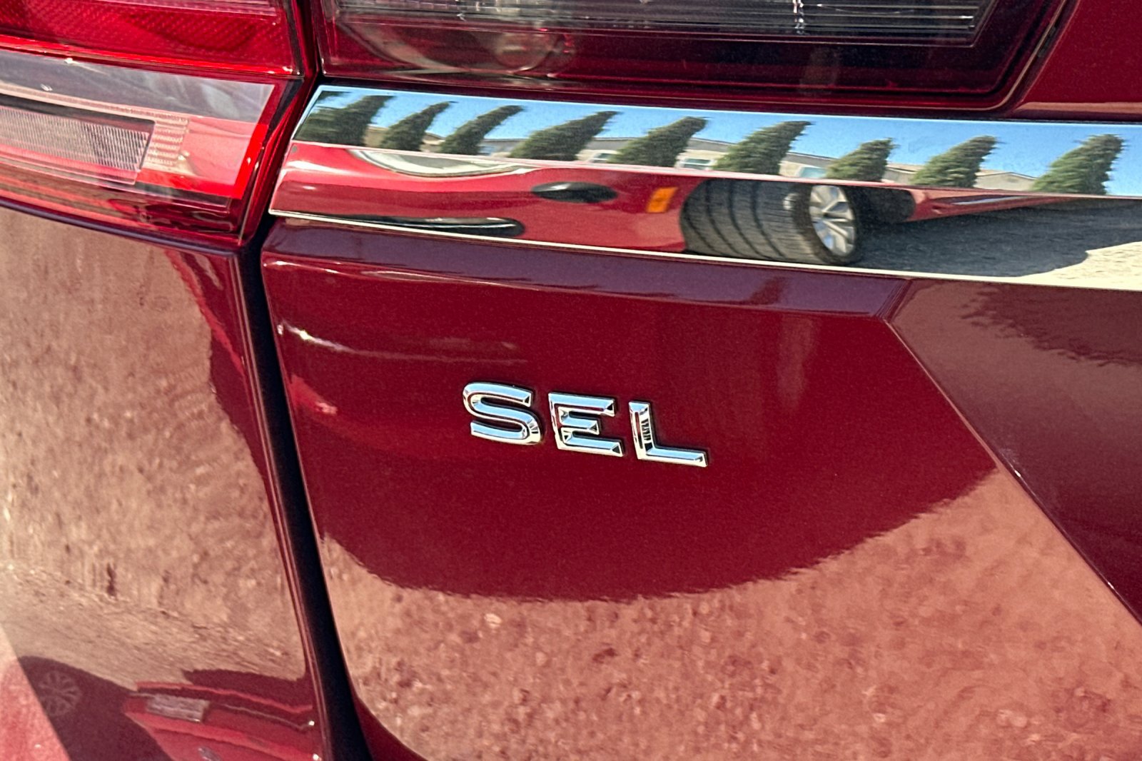 Used 2018 Volkswagen Atlas SEL FWD image 7