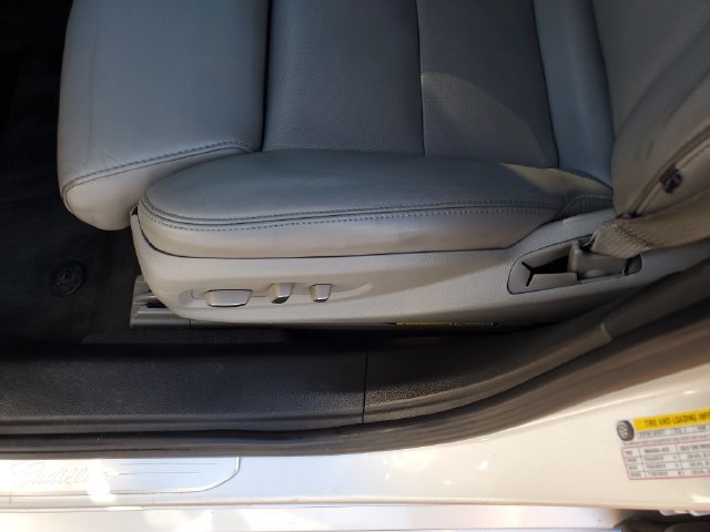 Used 2013 Cadillac XTS Luxury AWD/4WD image 20