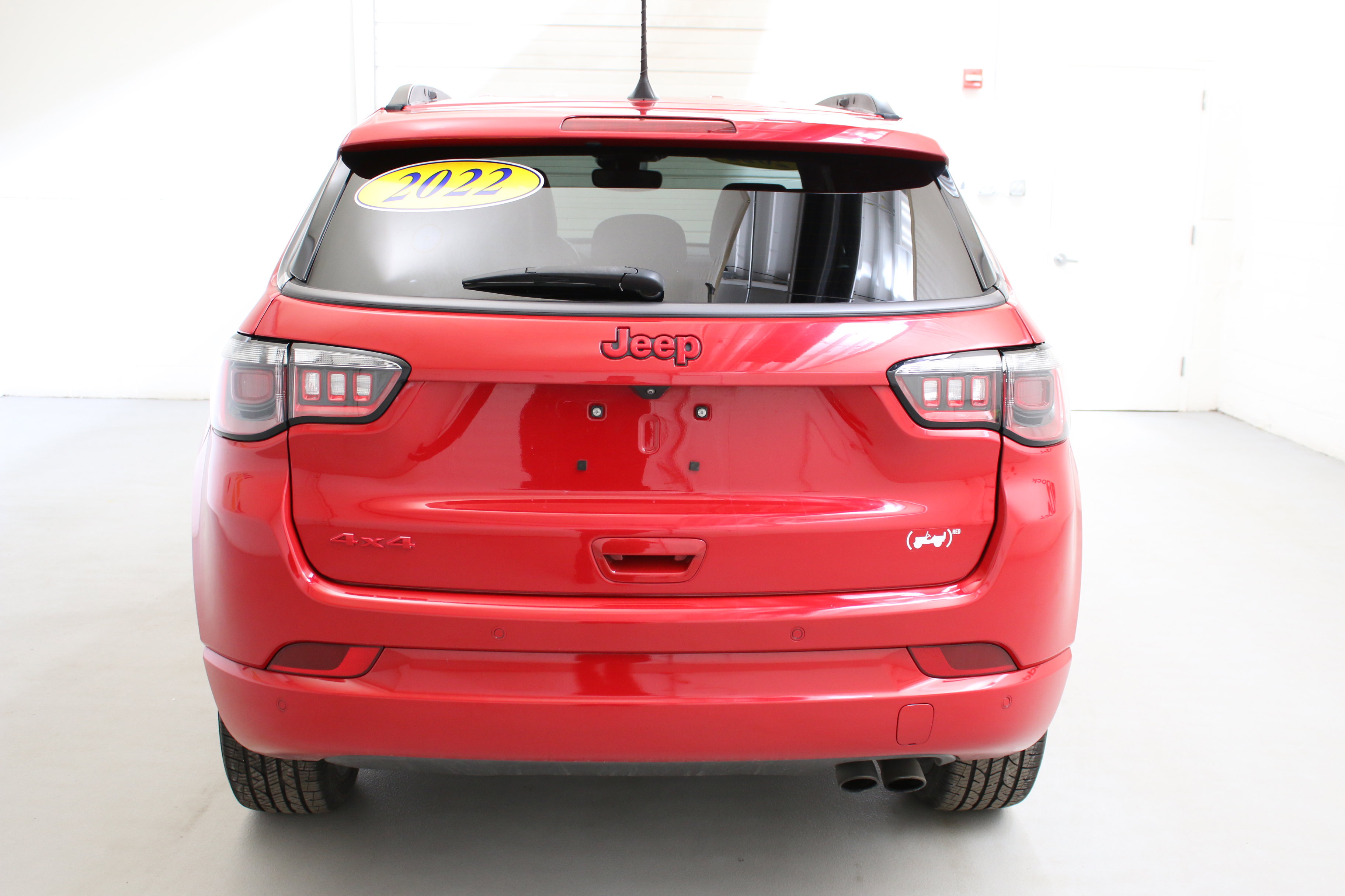 Used 2022 Jeep Compass Limited image 7