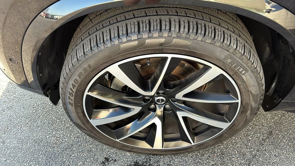 Certified 2023 Volvo XC90 B6 Plus w/ Protection Package Premier AWD/4WD image 32