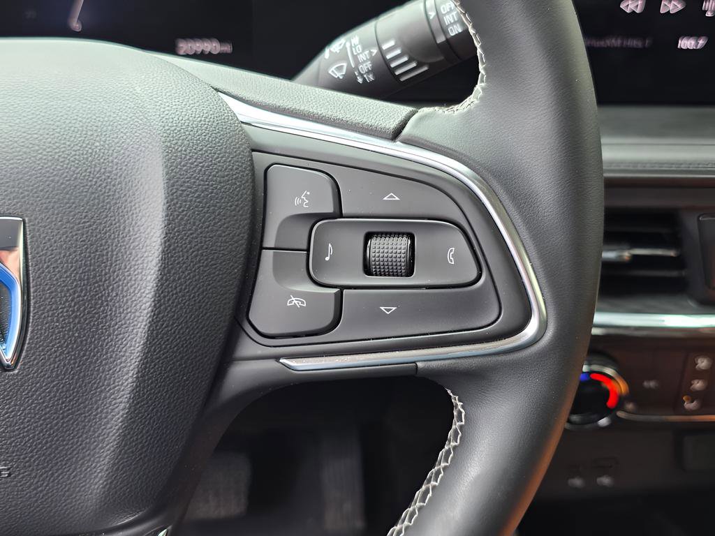 Used 2025 Buick Encore GX Preferred w/ Advanced Technology Package image 27