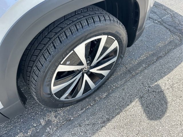 Used 2023 Volkswagen Taos SE FWD image 20