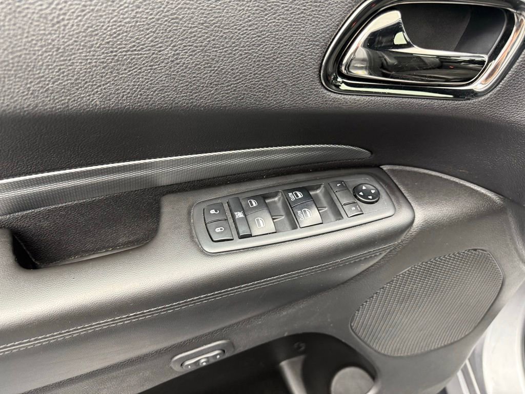 Used 2019 Dodge Durango GT AWD/4WD image 36