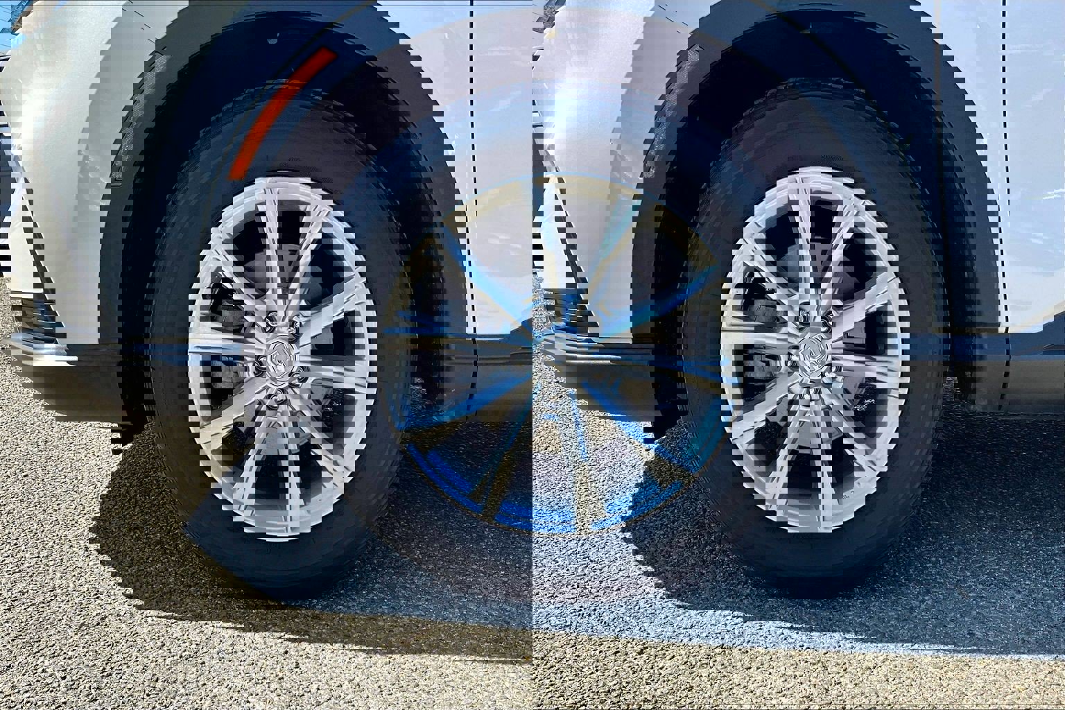 Used 2025 Honda CR-V EX-L image 8