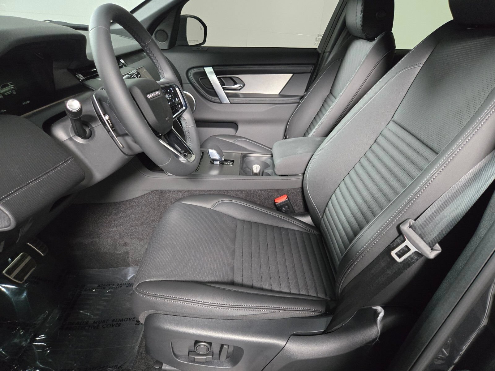 New 2026 Land Rover Discovery Sport Landmark AWD/4WD image 11