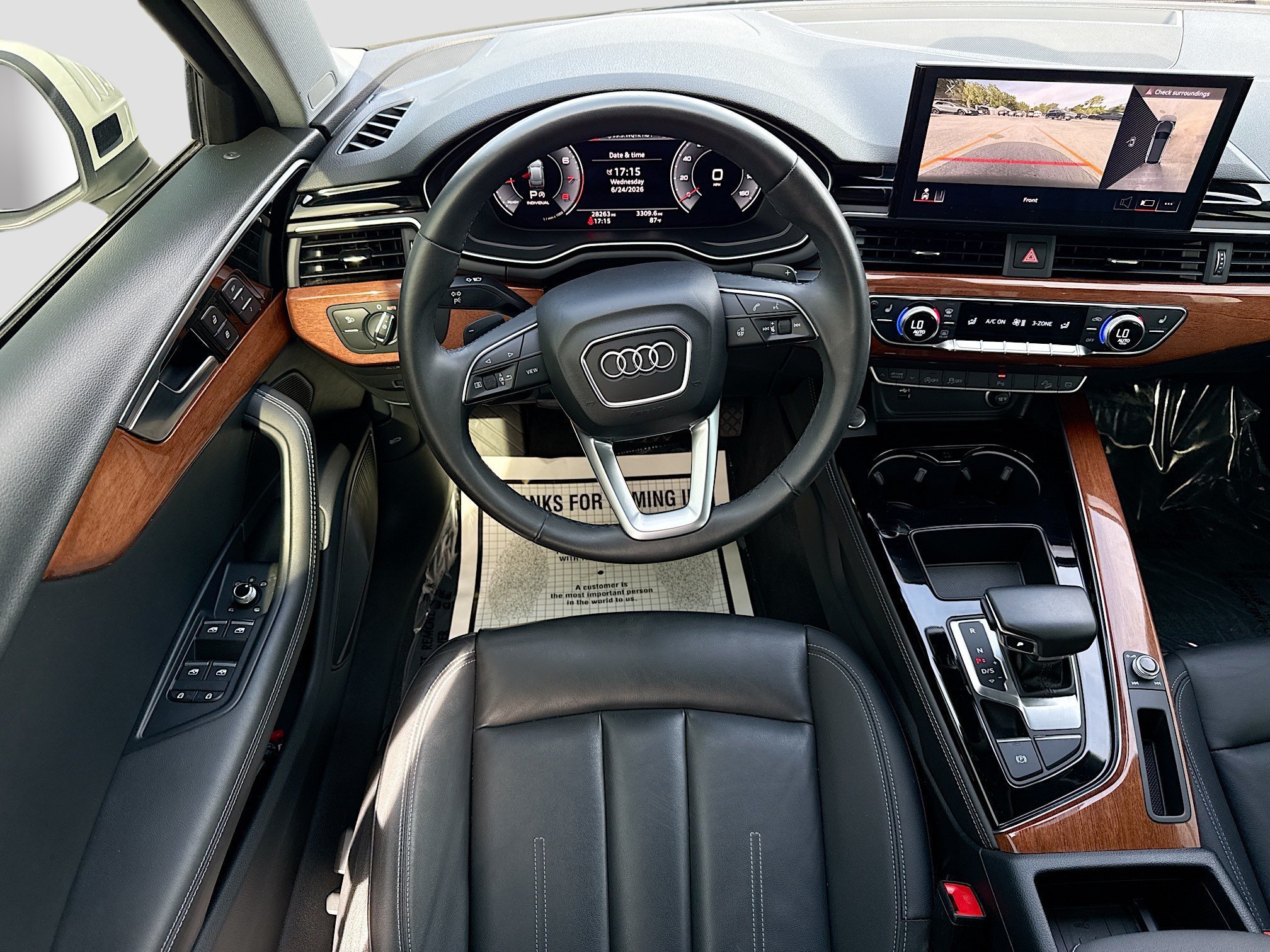 Used 2023 Audi A4 2.0T allroad Premium Plus AWD/4WD image 17