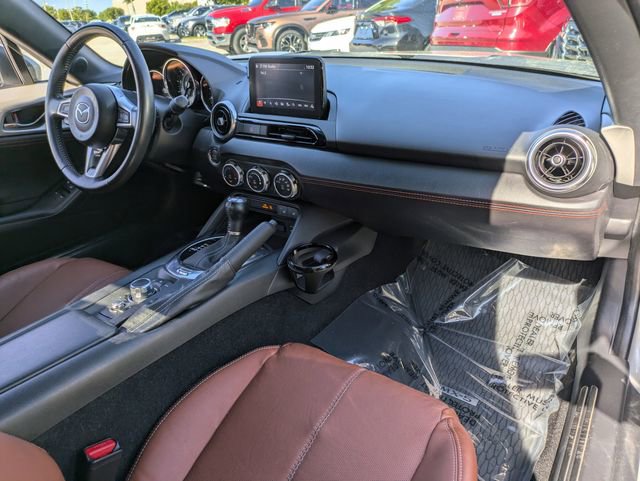Used 2023 MAZDA MX-5 Miata Grand Touring w/ Weather Package image 17