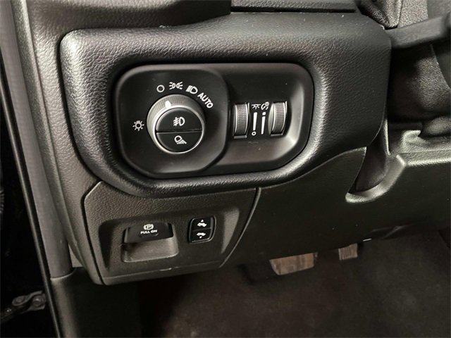 Used 2019 RAM 1500 Big Horn image 13