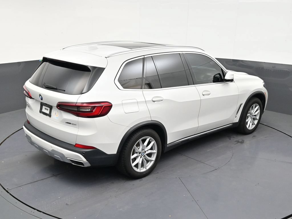 Used 2019 BMW X5 xDrive40i w/ Convenience Package AWD/4WD image 16