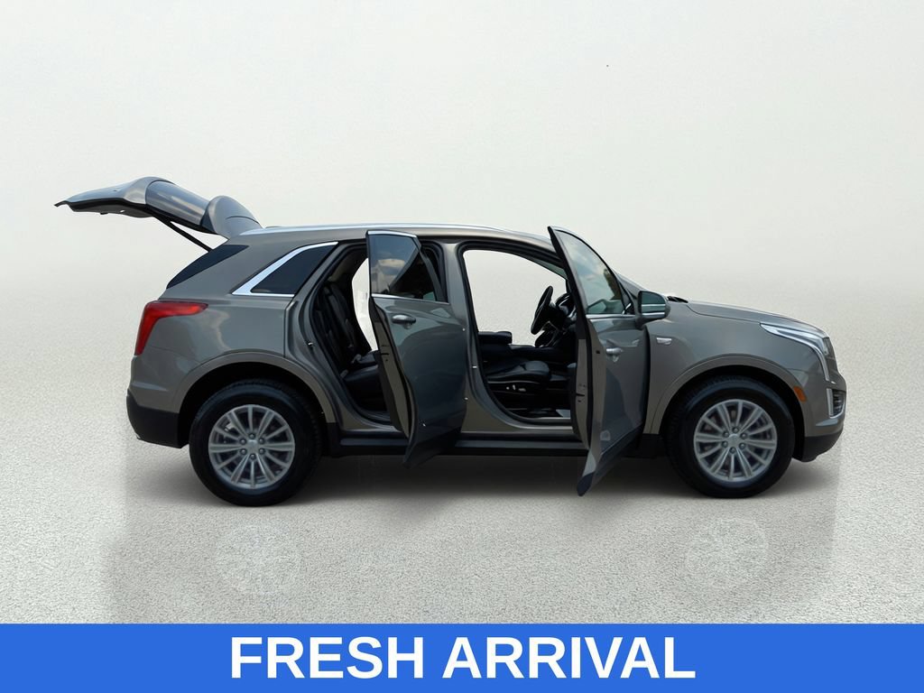 Used 2019 Cadillac XT5 Luxury AWD/4WD image 16
