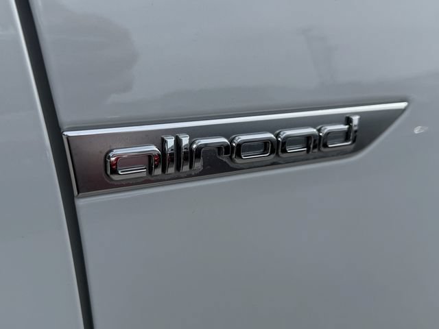 Used 2019 Audi A4 2.0T allroad Prestige AWD/4WD image 9