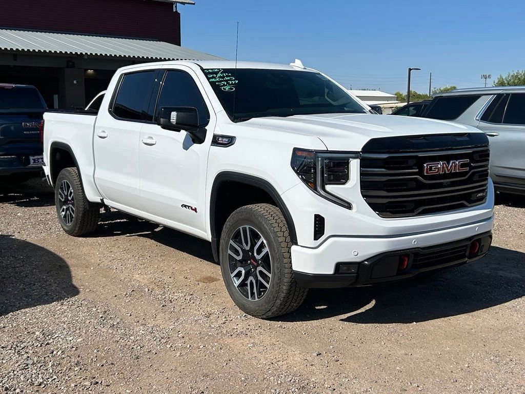 Used 2025 GMC Sierra 1500 AT4 w/ Technology Package AWD/4WD image 2