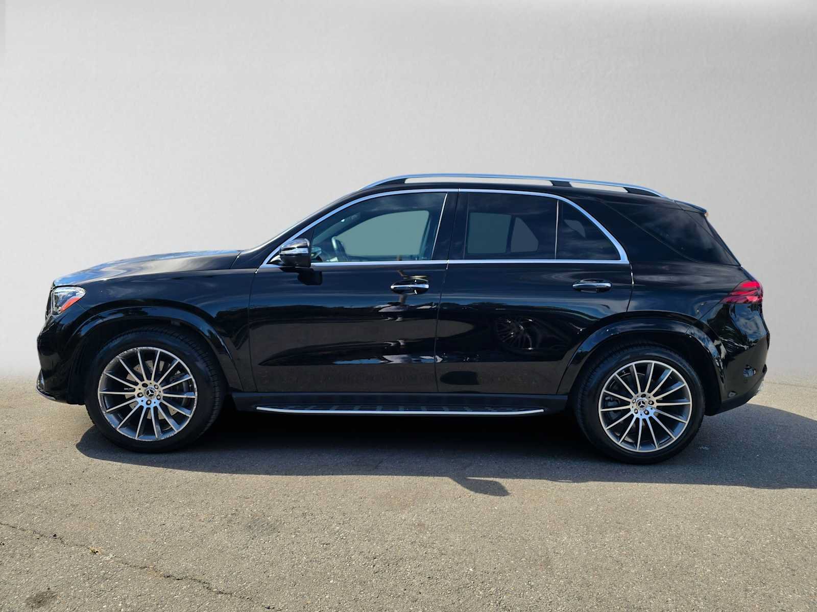 Used 2024 Mercedes-Benz GLE 450 4MATIC image 6
