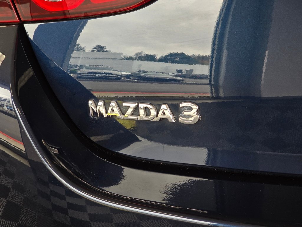 Used 2021 MAZDA MAZDA3 s FWD image 14