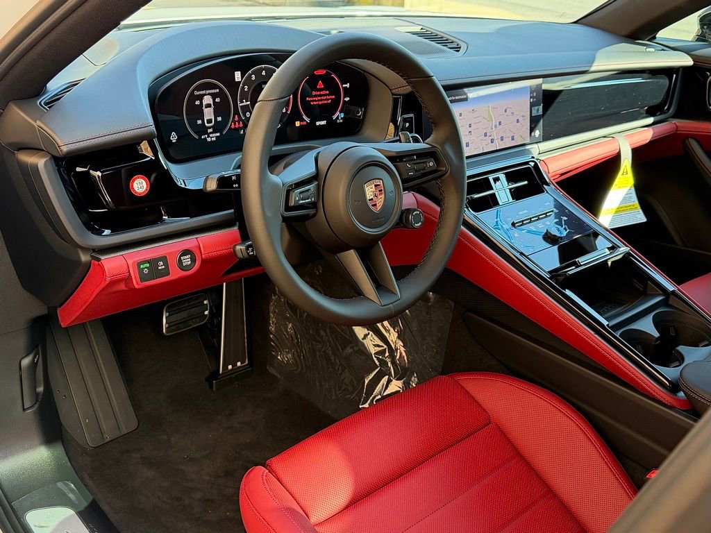 New 2026 Porsche Panamera 4 image 4