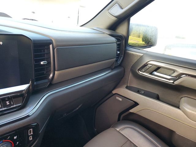 Used 2022 Chevrolet Silverado 1500 ZR2 w/ Technology Package image 26