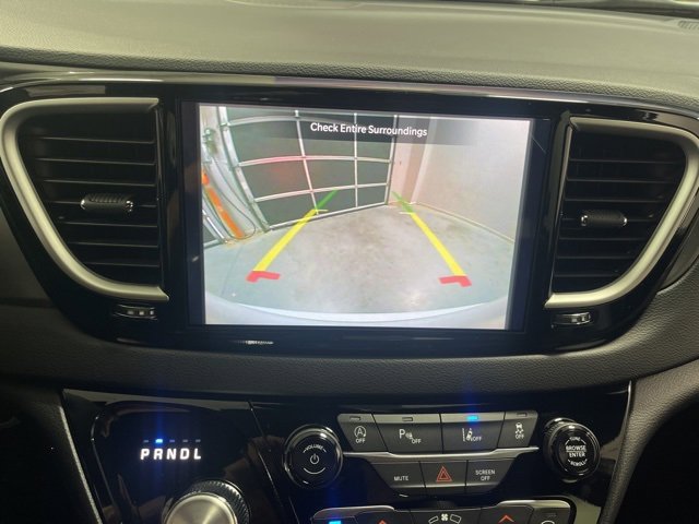 New 2025 Chrysler Voyager LX image 14