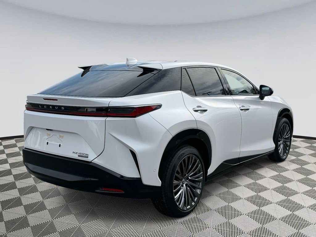 Used 2023 Lexus RZ 450e Premium w/ Accessory Package (2T) image 2