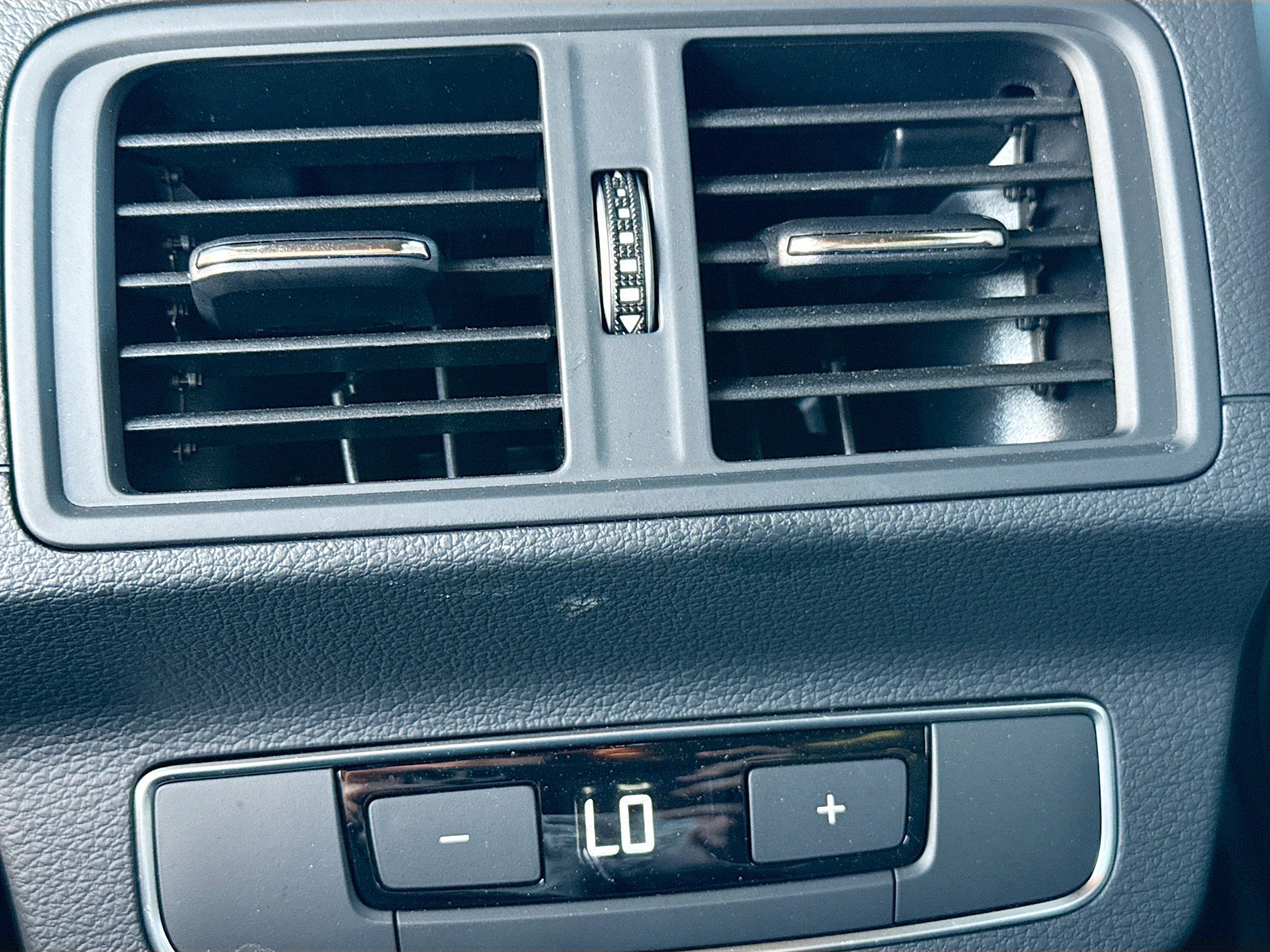 Used 2025 Audi SQ5 Premium Plus image 20