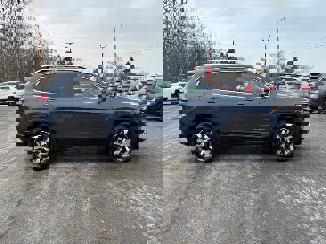 Used 2020 Jeep Cherokee Limited image 8