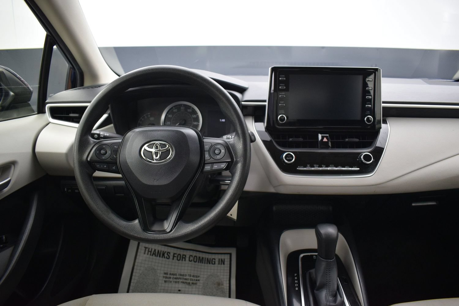 Used 2020 Toyota Corolla LE FWD image 14