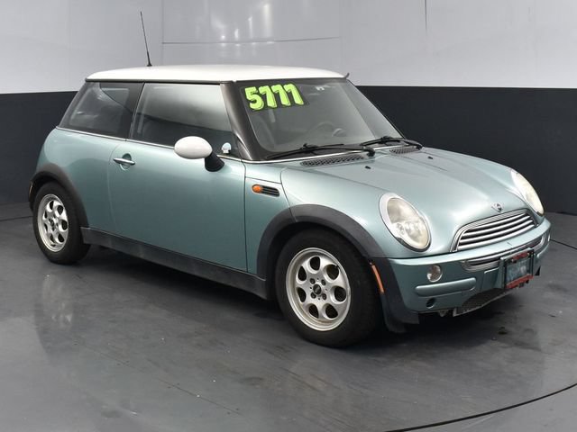 Used 2002 MINI Cooper Hardtop FWD image 1