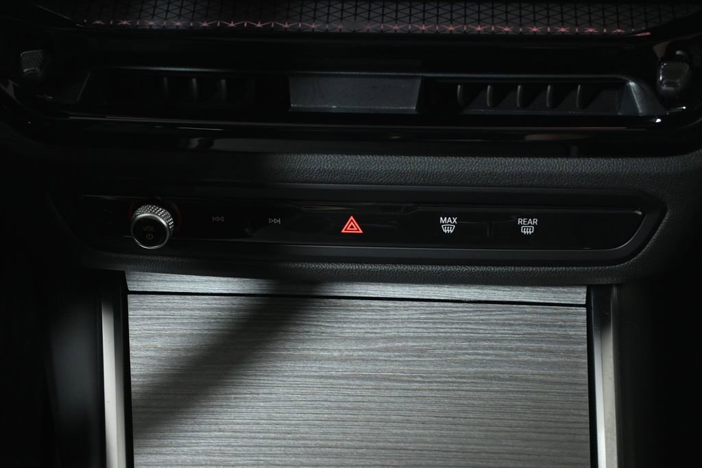 Used 2026 BMW 330i xDrive Sedan w/ Convenience Package image 24