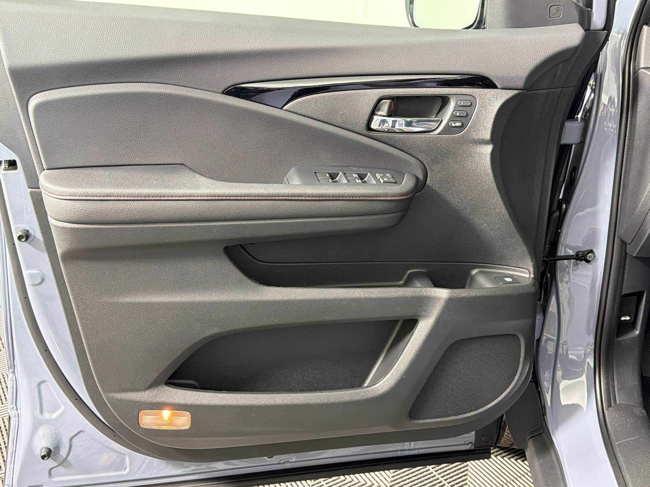 New 2026 Honda Ridgeline Black Edition image 19