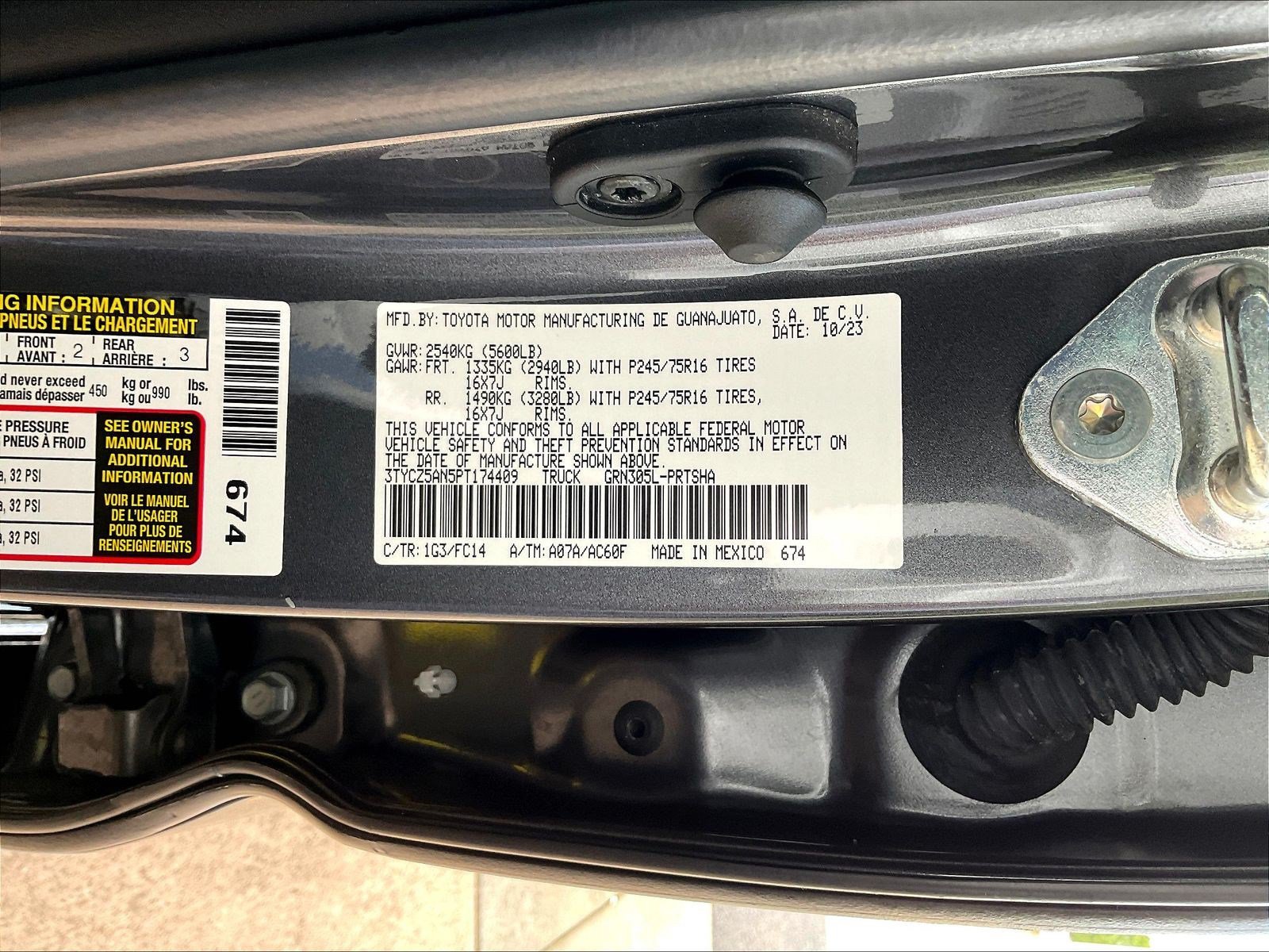 Used 2023 Toyota Tacoma SR5 AWD/4WD image 20