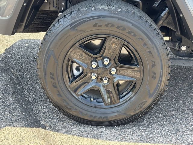 Used 2021 Jeep Gladiator Sport AWD/4WD image 9