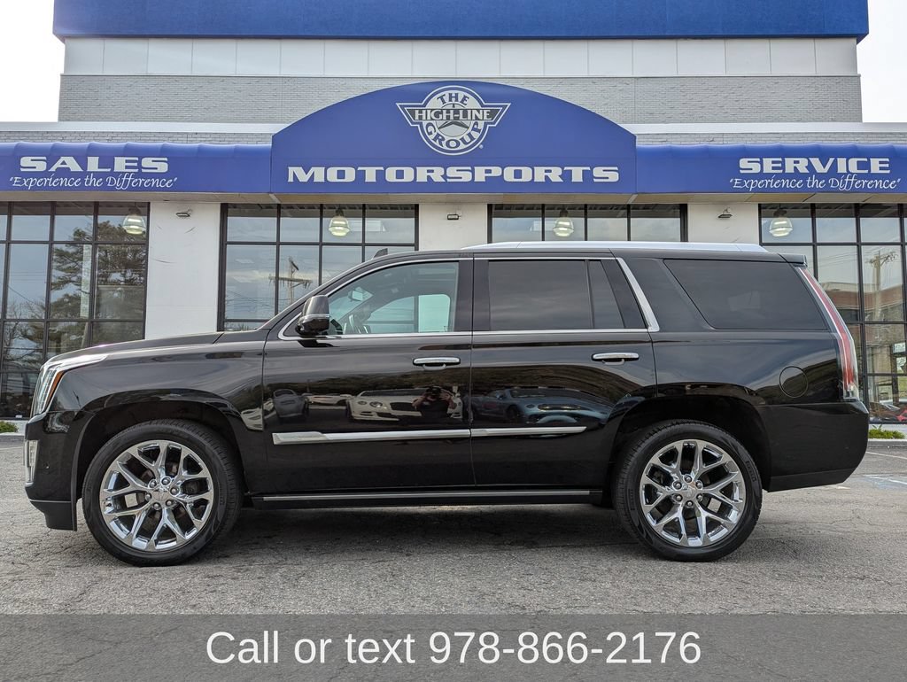 Used 2020 Cadillac Escalade Platinum AWD/4WD image 1
