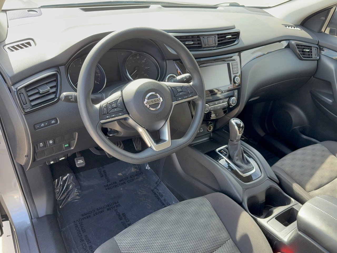 Used 2019 Nissan Rogue Sport SV FWD image 4