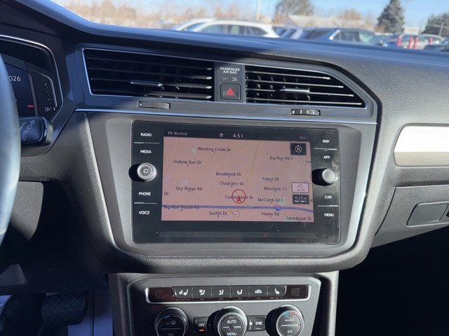 Used 2020 Volkswagen Tiguan SEL image 22