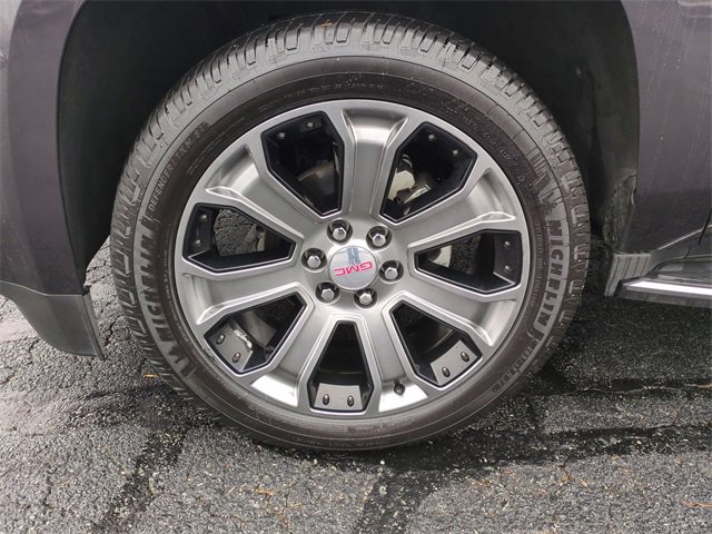 Used 2018 GMC Yukon Denali image 10
