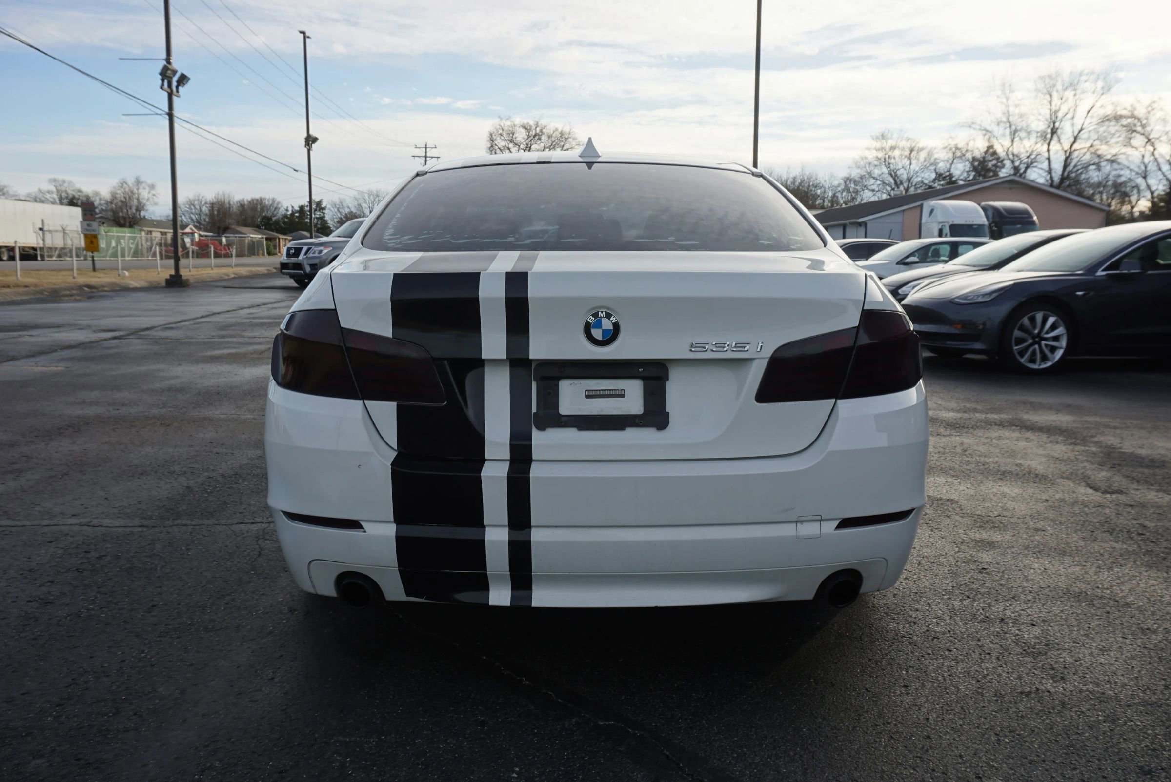 Used 2011 BMW 535i xDrive Sedan image 6