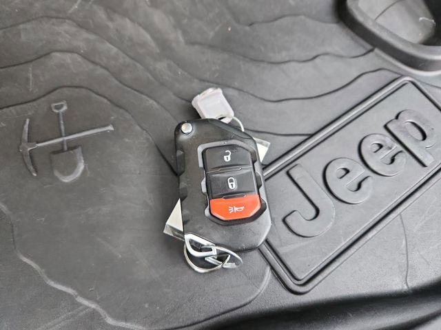 Used 2025 Jeep Wrangler Willys 4xe image 46