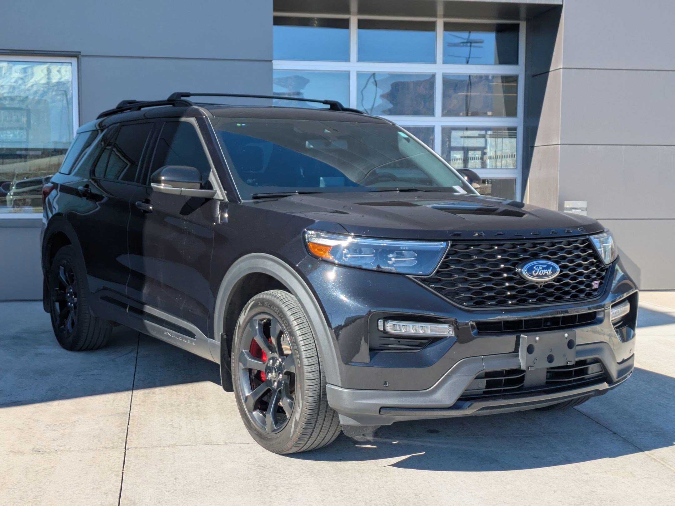 Used 2024 Ford Explorer ST w/ Equipment Group 401A image 3