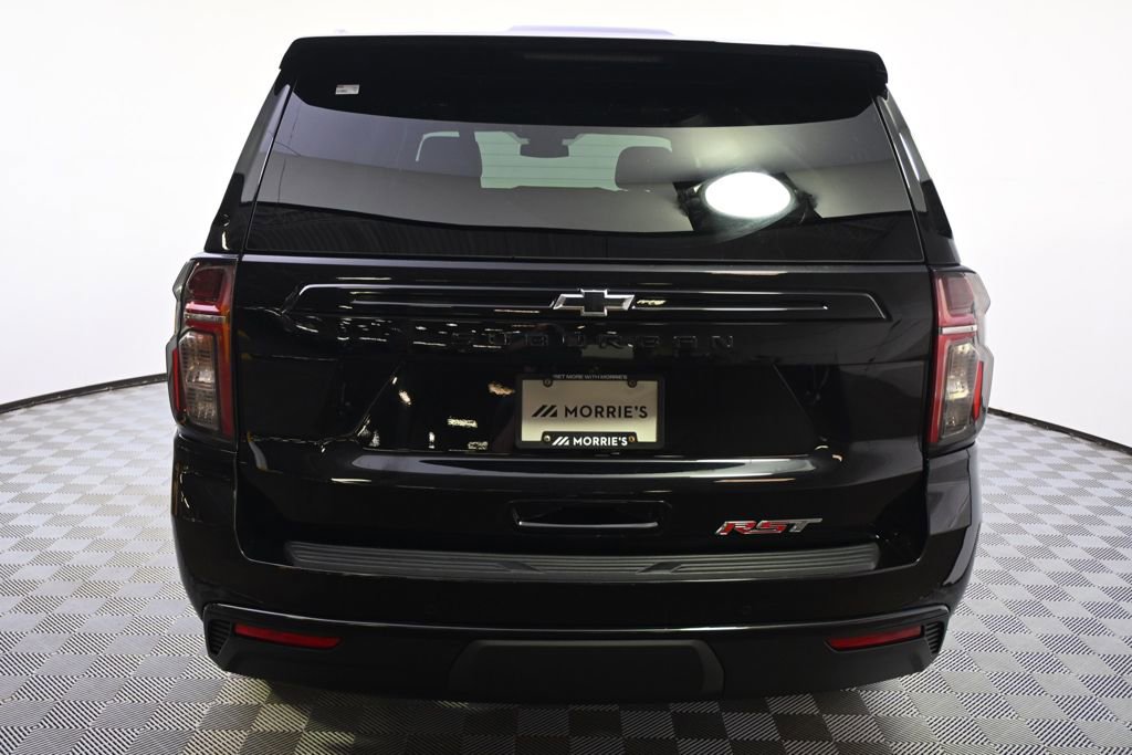 Used 2023 Chevrolet Suburban RST w/ Luxury Package AWD/4WD image 5