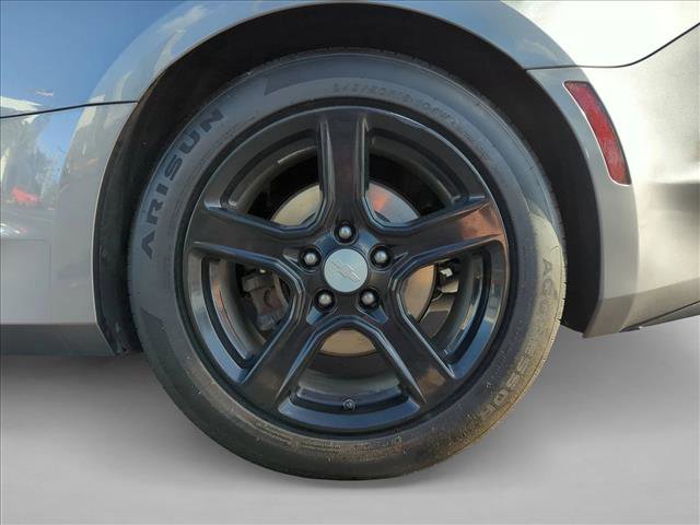 Used 2020 Chevrolet Camaro LT image 14