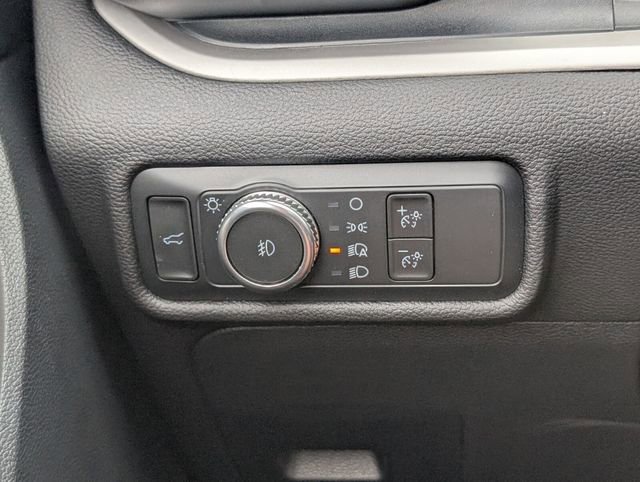 Used 2022 Ford Explorer XLT w/ Equipment Group 202A RWD image 22