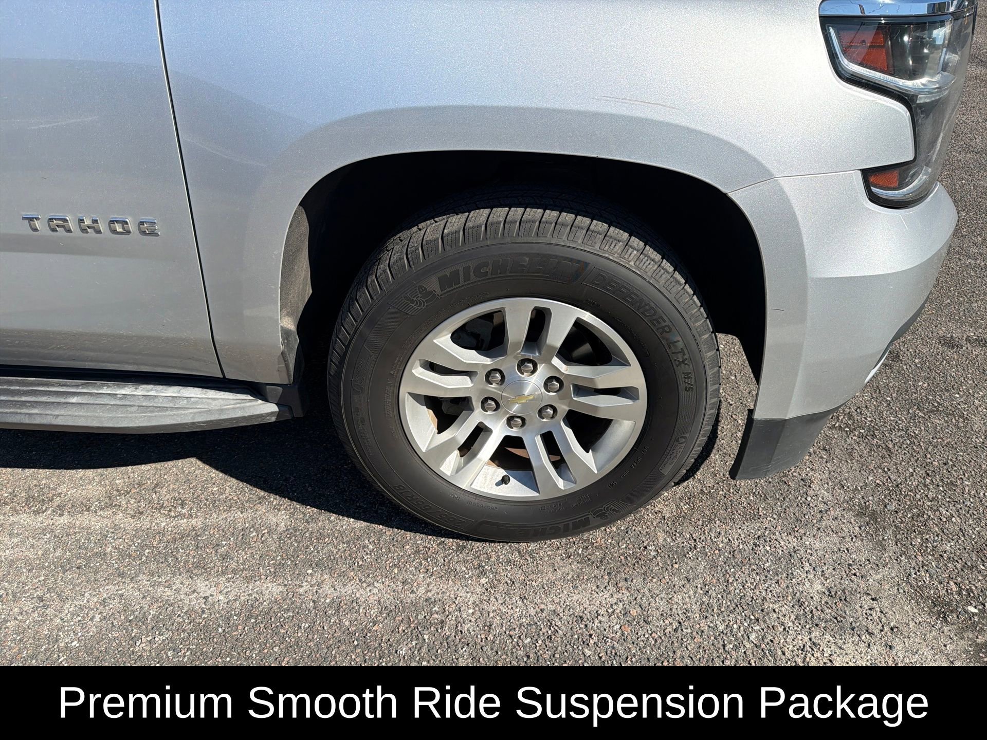 Used 2019 Chevrolet Tahoe LT image 3