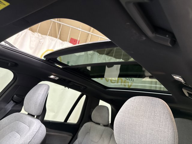 Used 2020 Volvo XC90 T6 Inscription w/ Protection Package Premier image 23