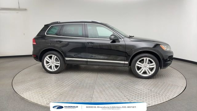 Used 2011 Volkswagen Touareg TDI AWD/4WD image 9